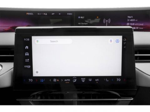 Used 2024 Lincoln Nautilus Premier AWD/4WD image 15