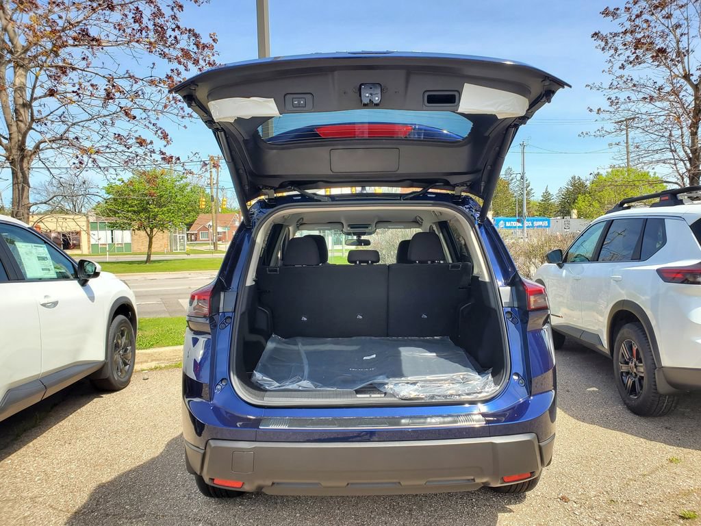 New 2026 Nissan Rogue SV AWD/4WD image 8