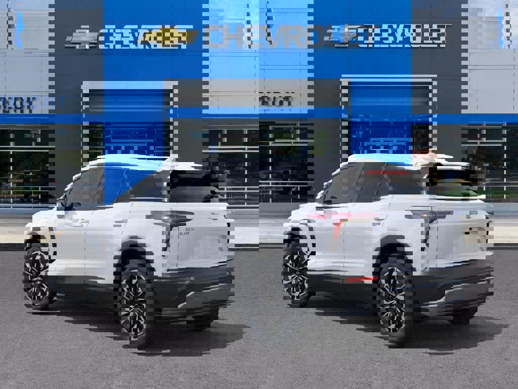 New 2026 Chevrolet Blazer EV LT image 3