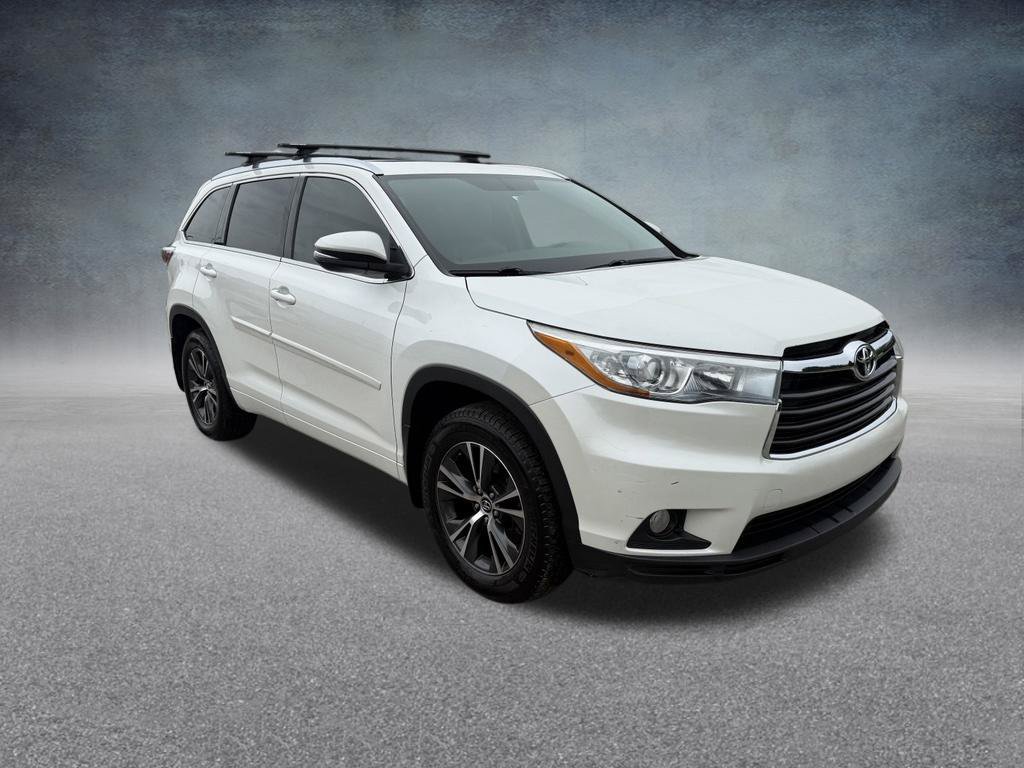 Used 2016 Toyota Highlander XLE AWD/4WD image 8