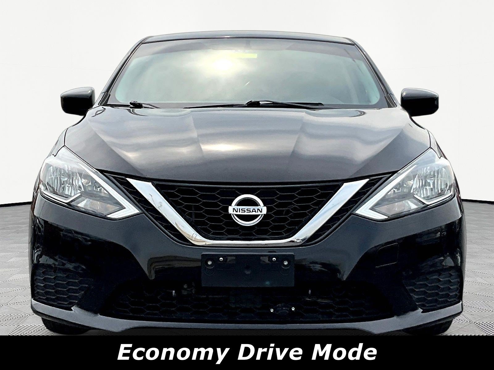 Used 2016 Nissan Sentra S FWD image 2