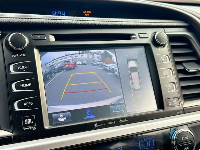 Used 2019 Toyota Highlander Limited Platinum image 15