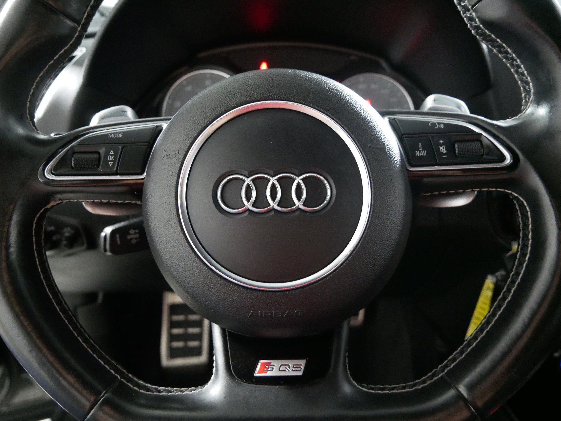Used 2015 Audi SQ5 Premium Plus AWD/4WD image 25