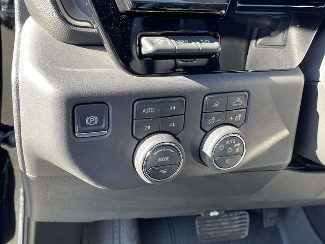 Certified 2025 Chevrolet Silverado 1500 ZR2 w/ Technology Package AWD/4WD image 16