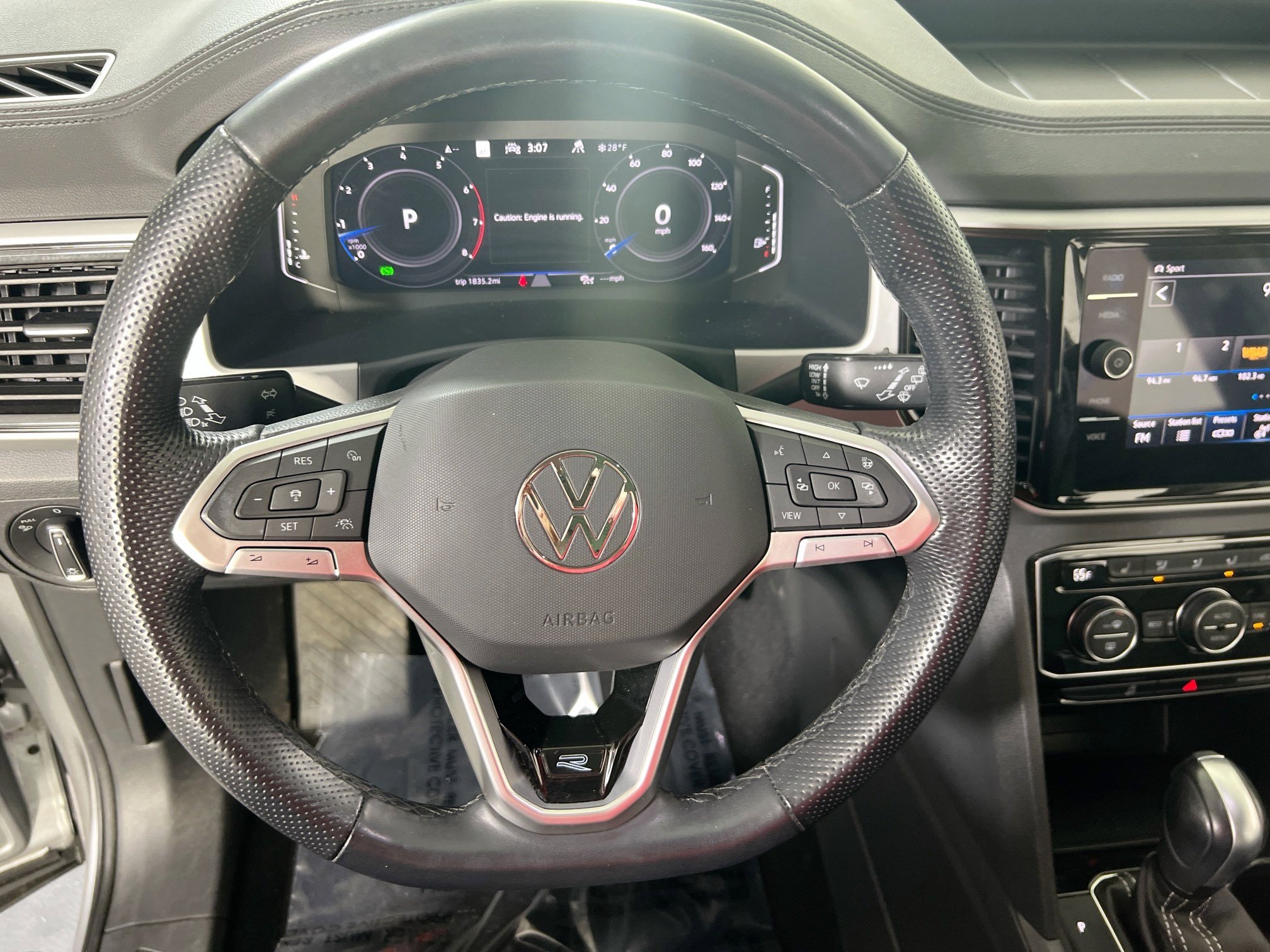 Used 2023 Volkswagen Atlas SEL R-Line image 11