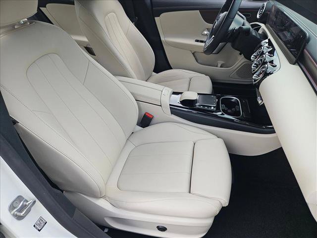Used 2023 Mercedes-Benz CLA 250 image 19