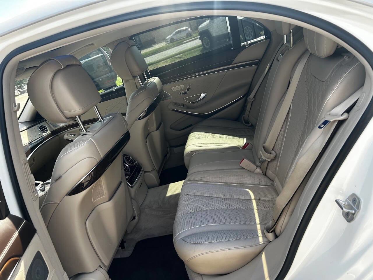 Used 2017 Mercedes-Benz S 550 Sedan image 11