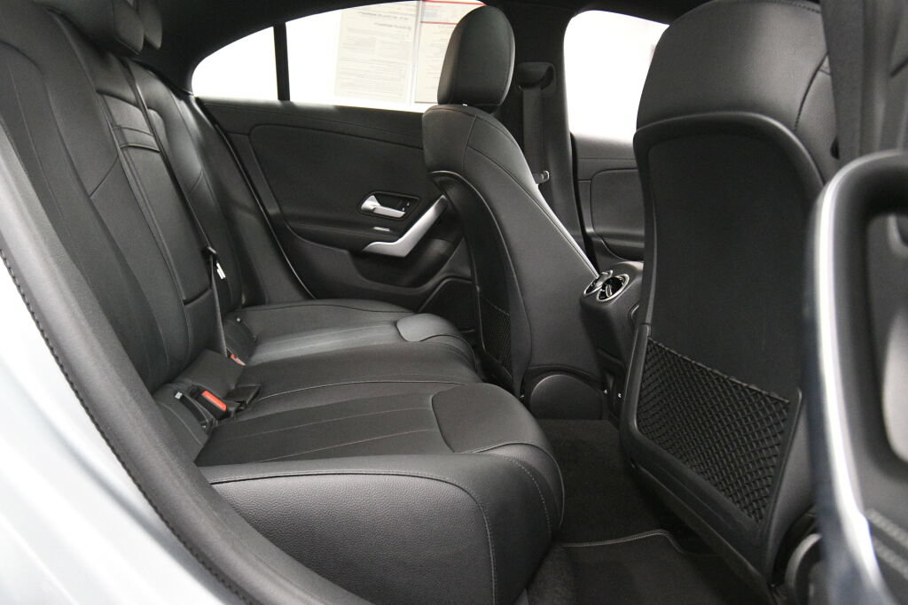 Used 2025 Mercedes-Benz CLA 250 4MATIC image 26