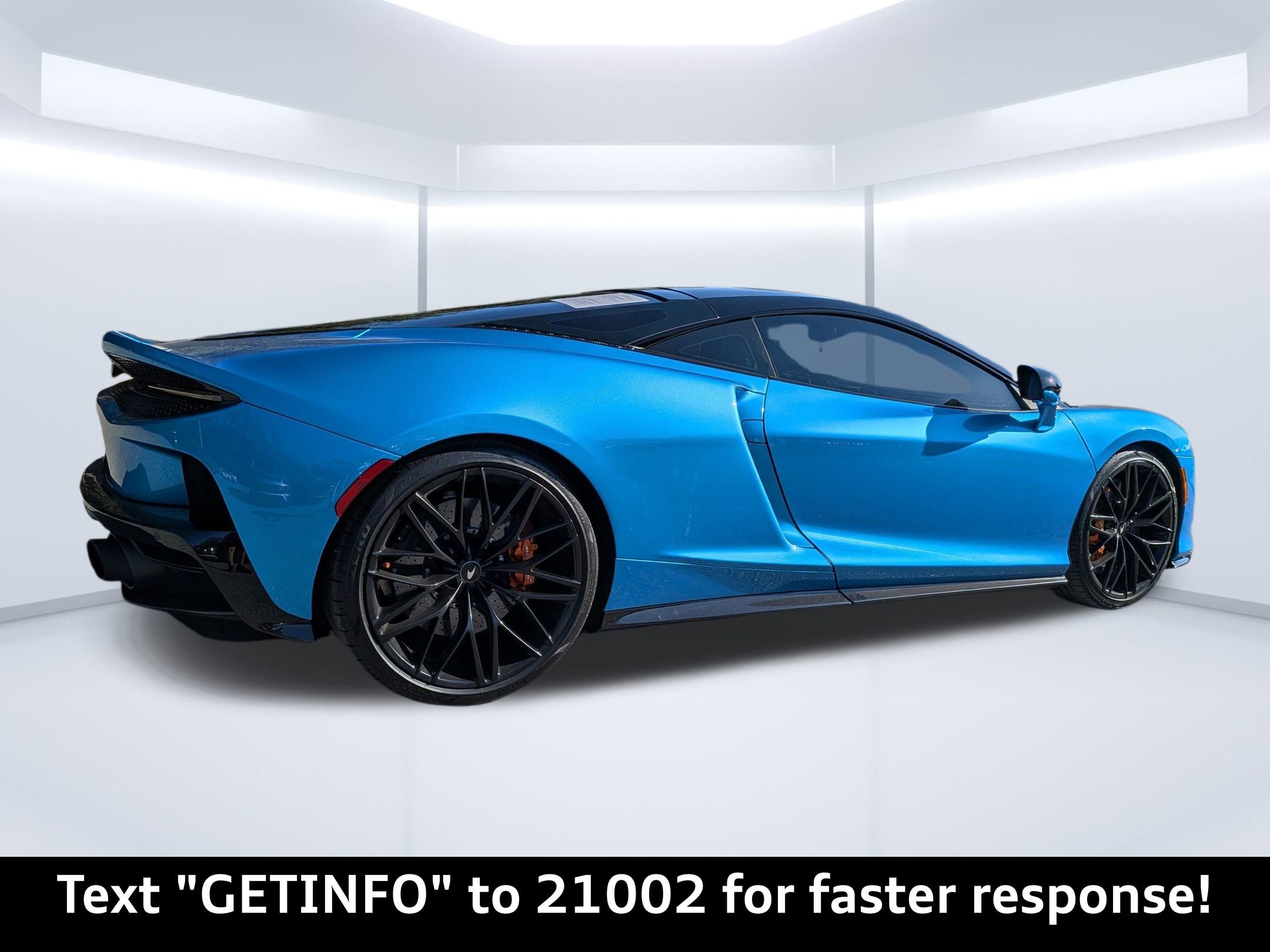 Used 2022 McLaren GT image 3