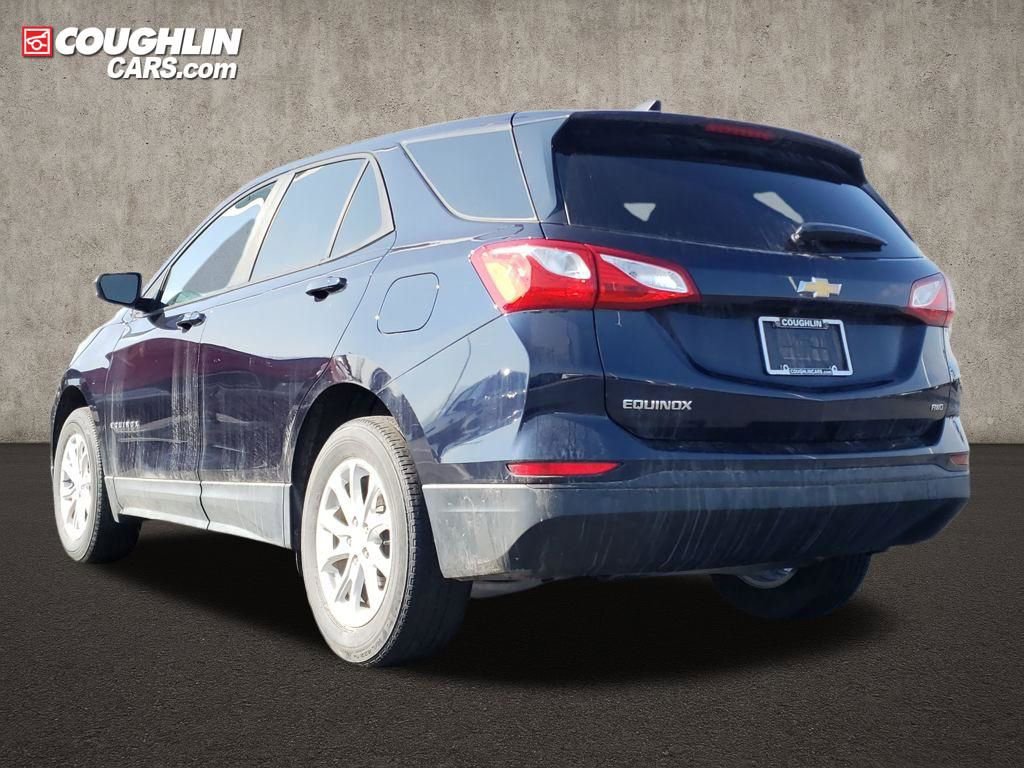 Used 2020 Chevrolet Equinox LS w/ LS Convenience Package image 3