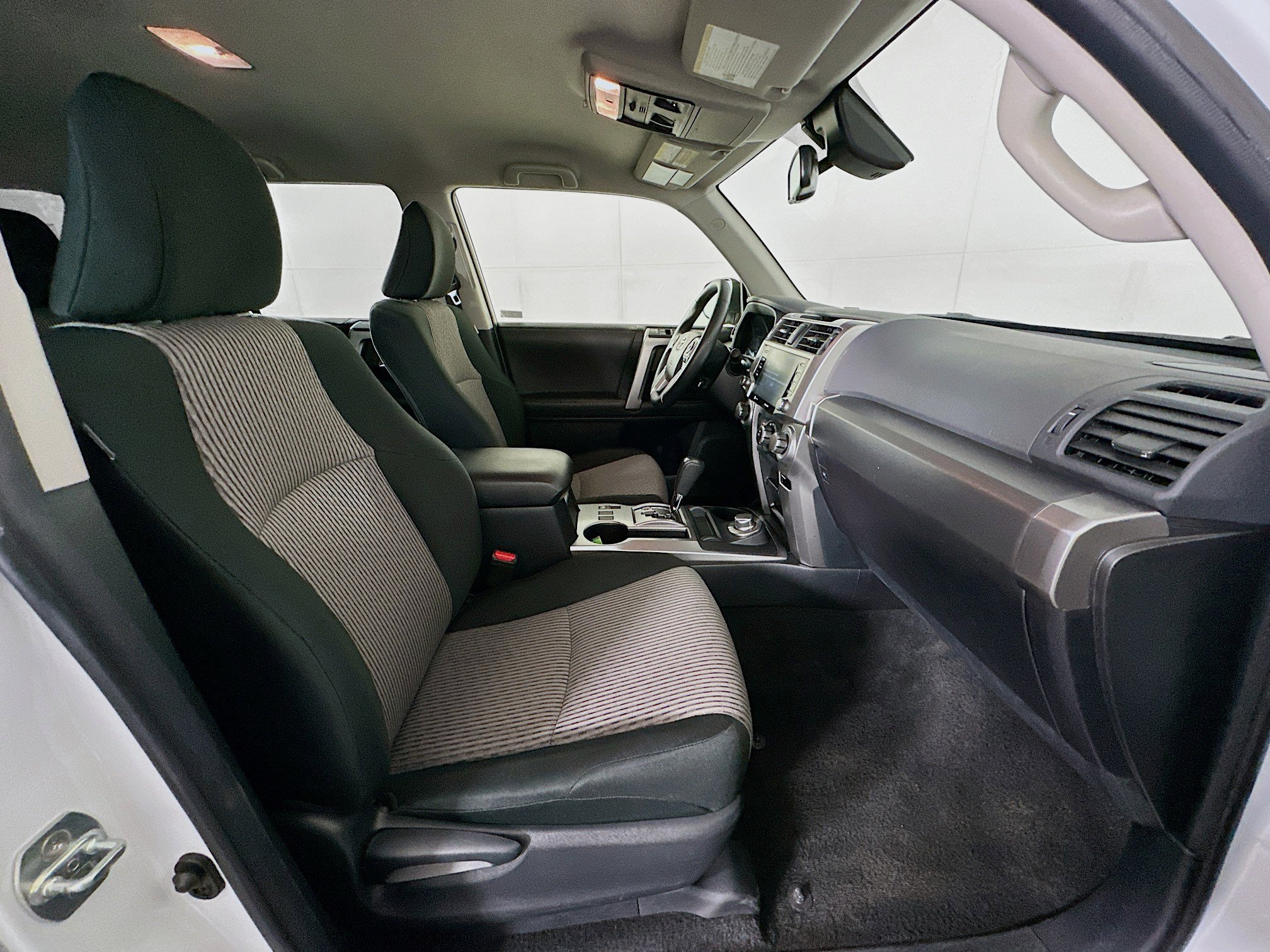 Used 2024 Toyota 4Runner SR5 image 29