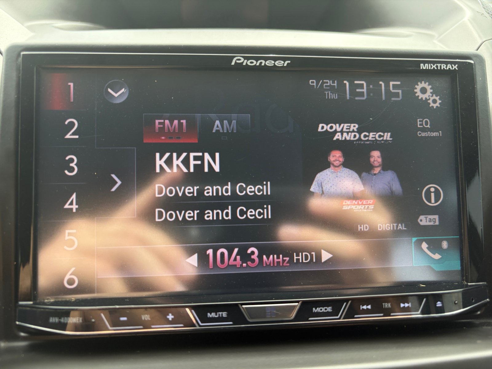 Used 2015 Ford Escape SE AWD/4WD image 25