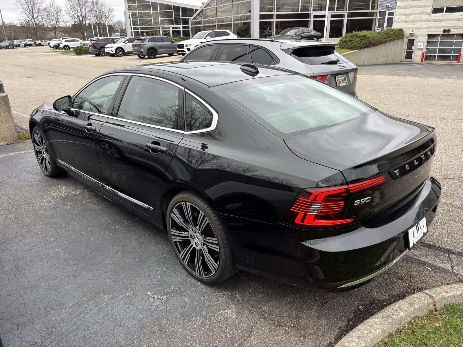 Used 2023 Volvo S90 B6 Ultimate w/ Lounge Package AWD/4WD image 7