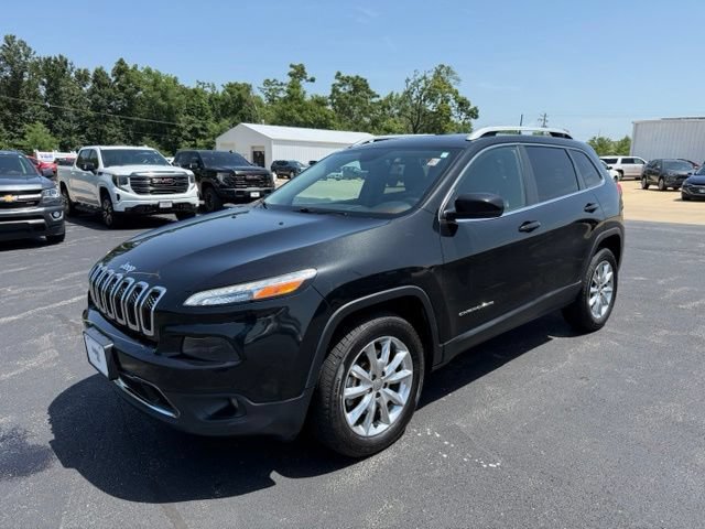 Used 2016 Jeep Cherokee Limited AWD/4WD image 3