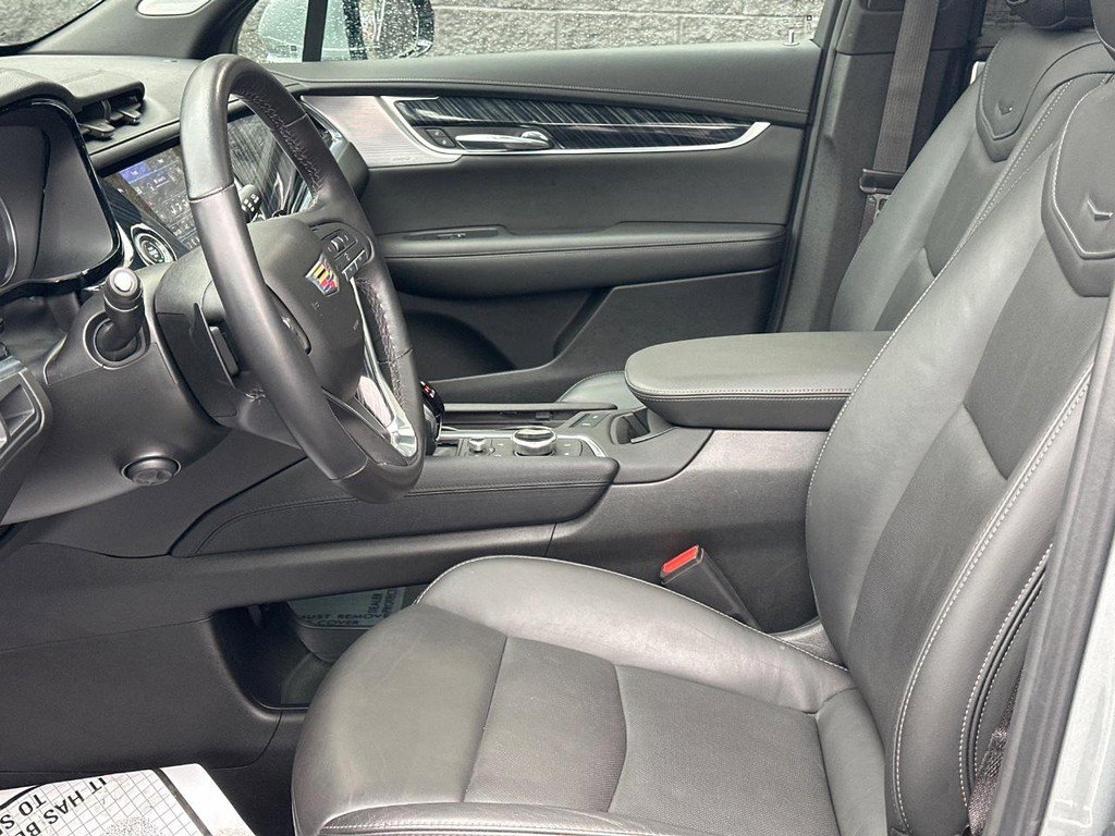 Certified 2024 Cadillac XT6 Premium Luxury image 18