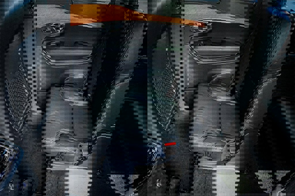 Used 2020 Volvo XC90 T8 Inscription image 28