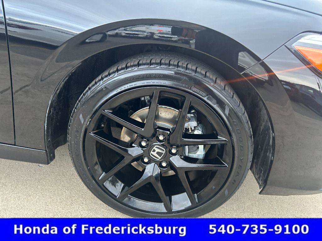 Certified 2025 Honda Civic Sport image 12