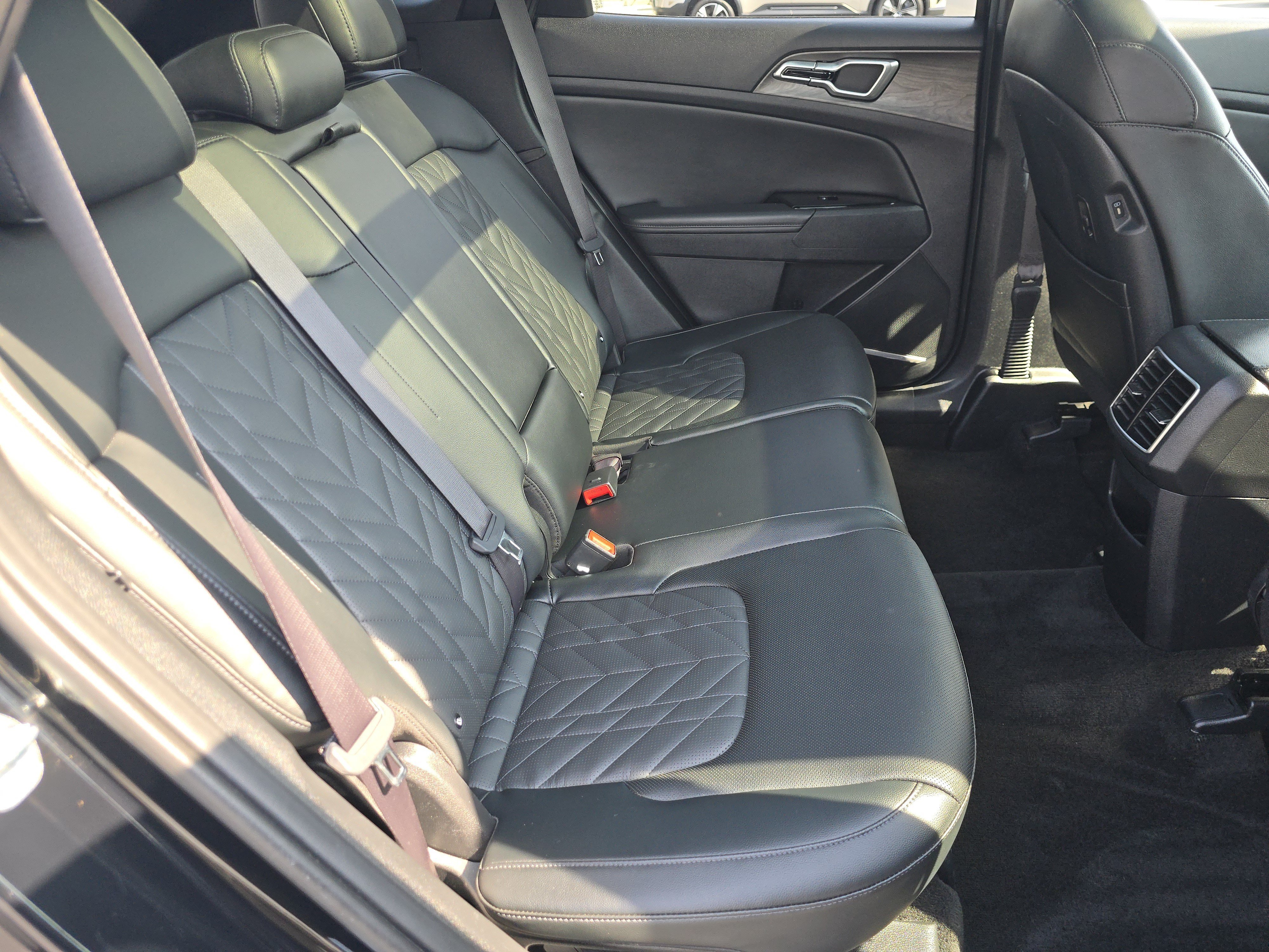 Used 2024 Kia Sportage X-Line w/ X-Line Premium Package AWD/4WD image 19