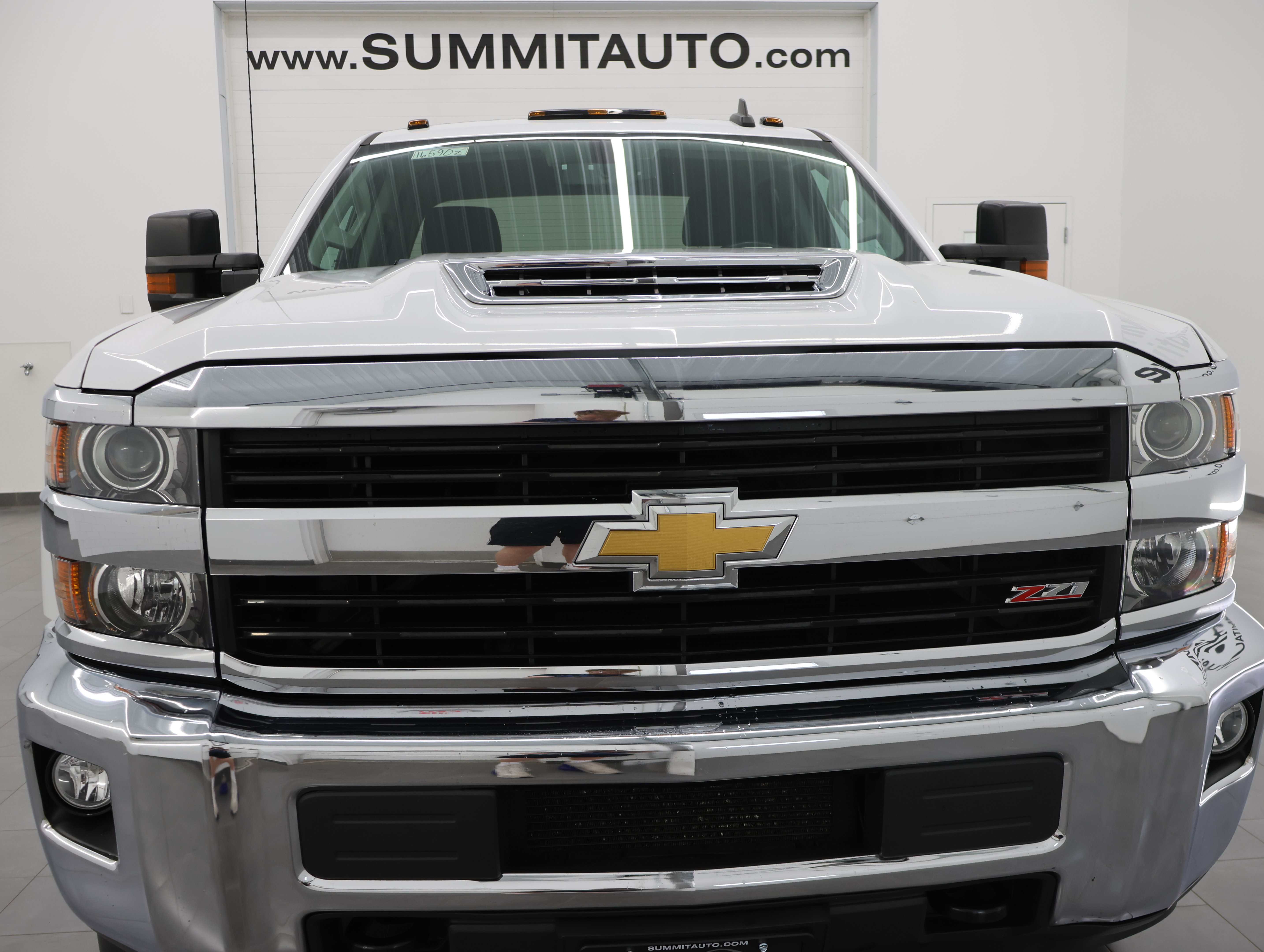 Used 2017 Chevrolet Silverado 2500 LT w/ LT Convenience Package AWD/4WD image 21