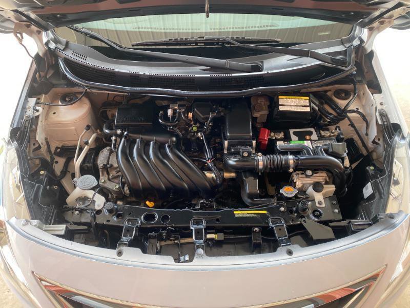 Used 2019 Nissan Versa SV image 7