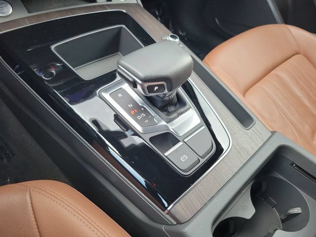 Used 2021 Audi Q5 Premium AWD/4WD image 31