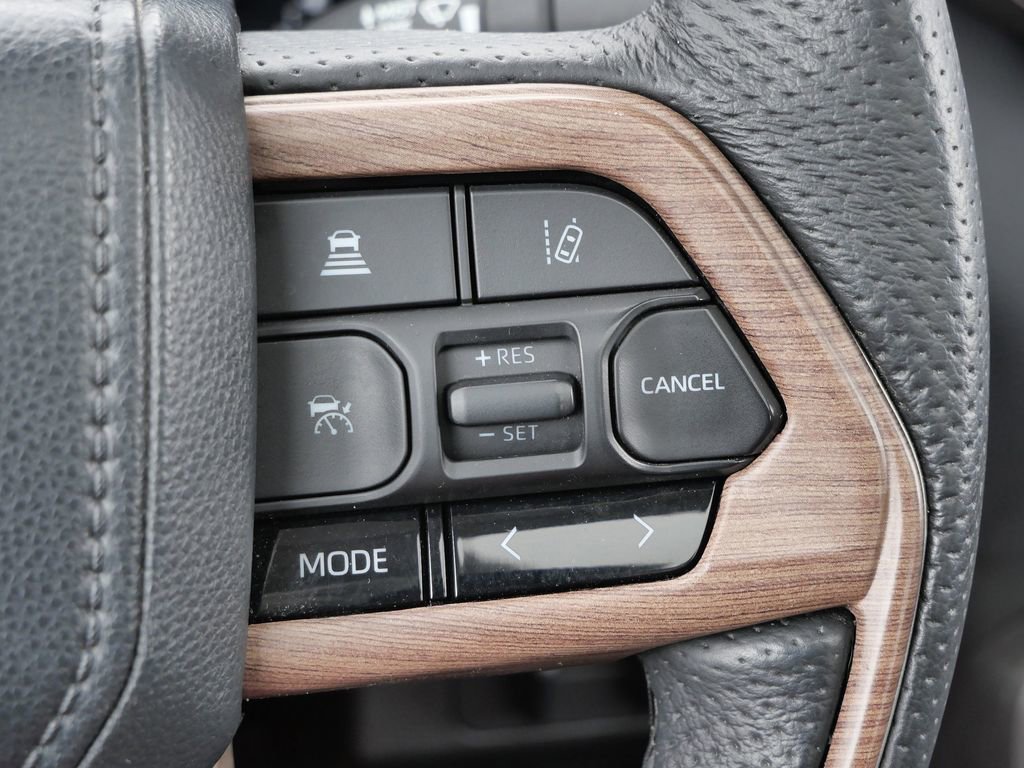 Used 2022 Toyota Tundra Limited image 42