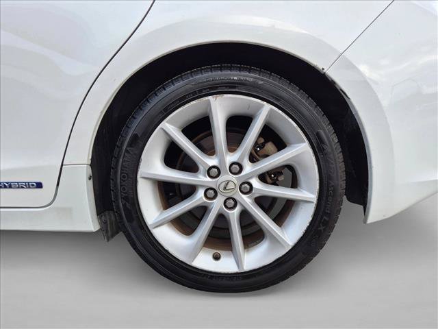 Used 2012 Lexus CT 200h Premium w/ Premium Audio Pkg FWD image 22