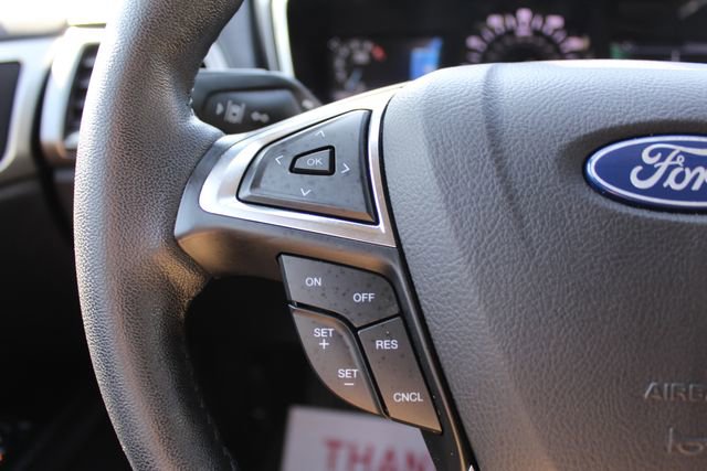 Used 2020 Ford Fusion SEL FWD image 15