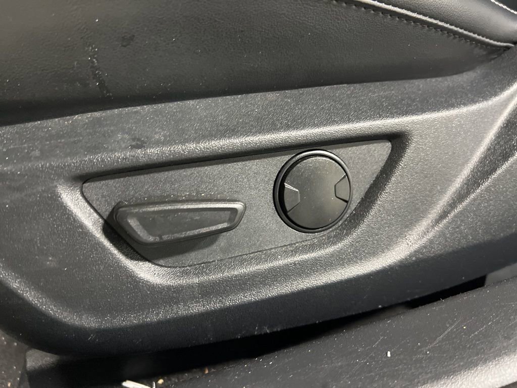 Used 2024 Ford Mustang Premium image 16