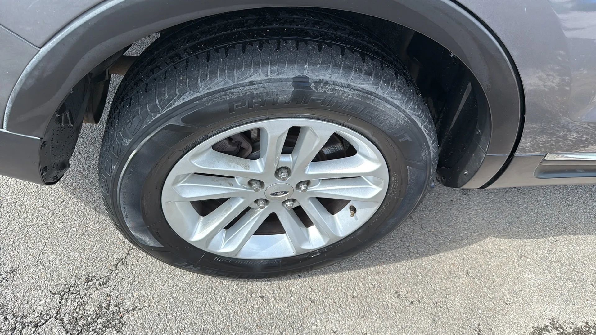 Used 2014 Ford Explorer XLT w/ Equipment Group 201A image 24