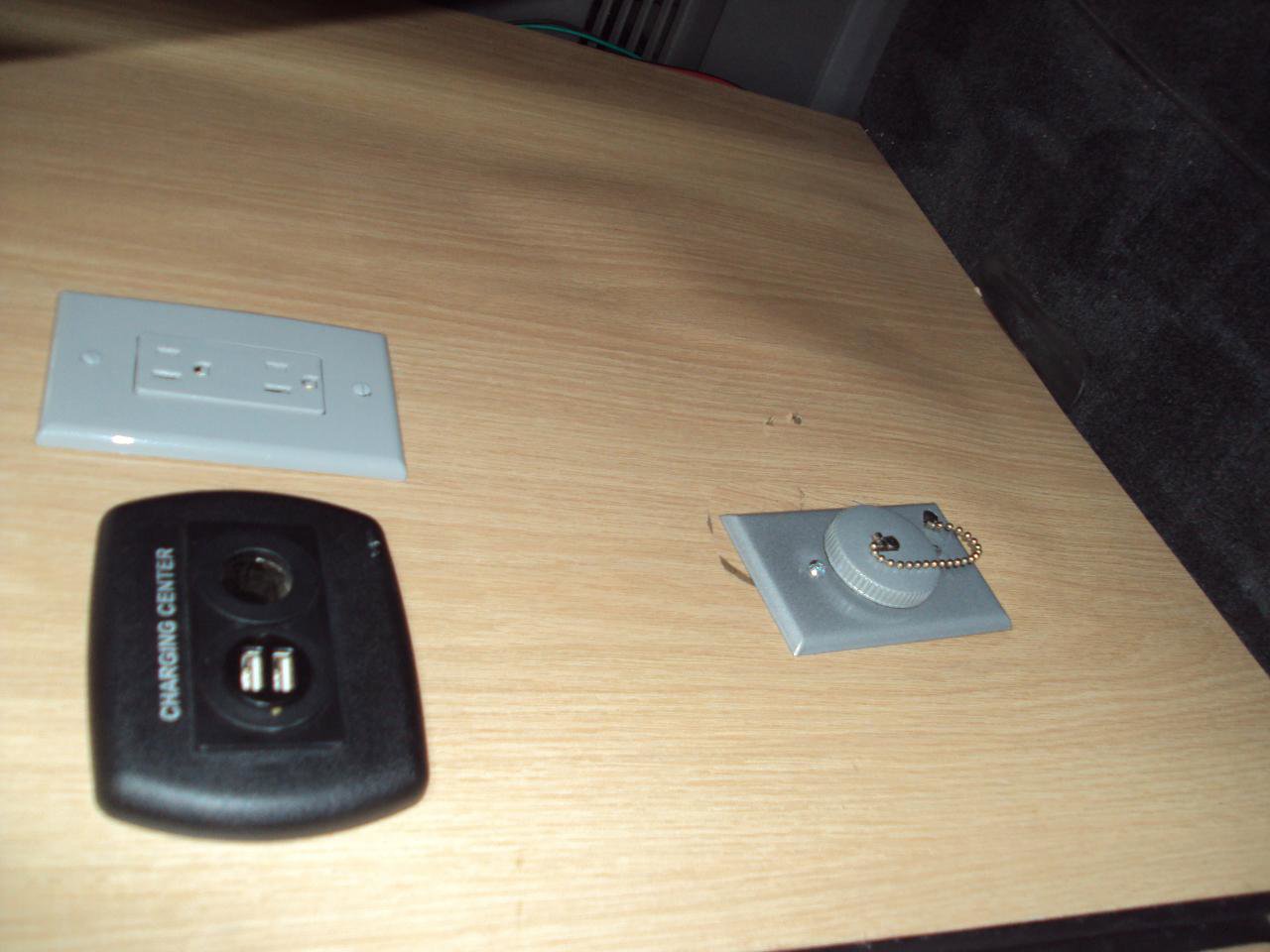 Used 2014 GMC Savana 1500 LT w/ LT Preferred Equipment Group AWD/4WD image 24