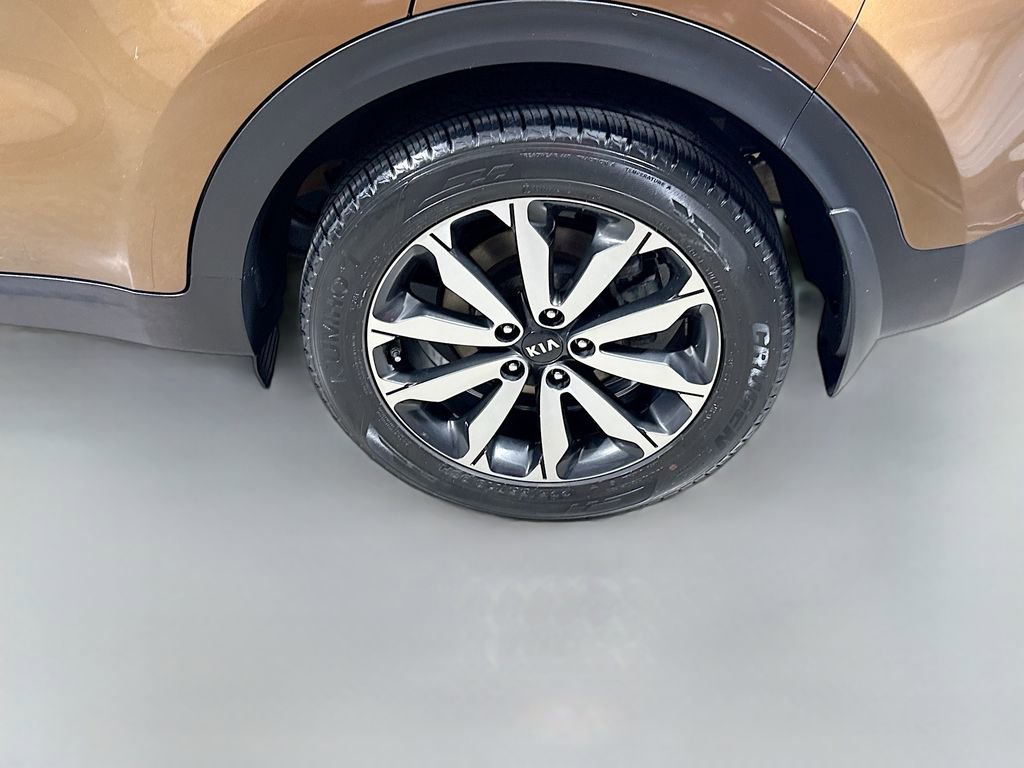 Used 2018 Kia Sportage EX FWD image 9