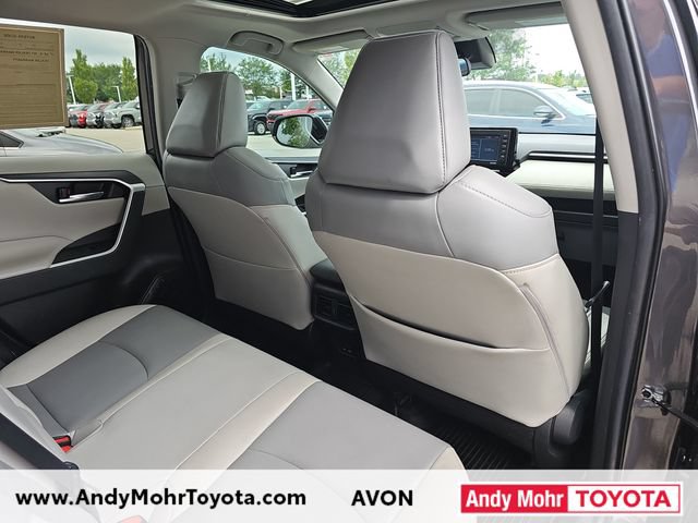 Used 2022 Toyota RAV4 XLE Premium FWD image 33