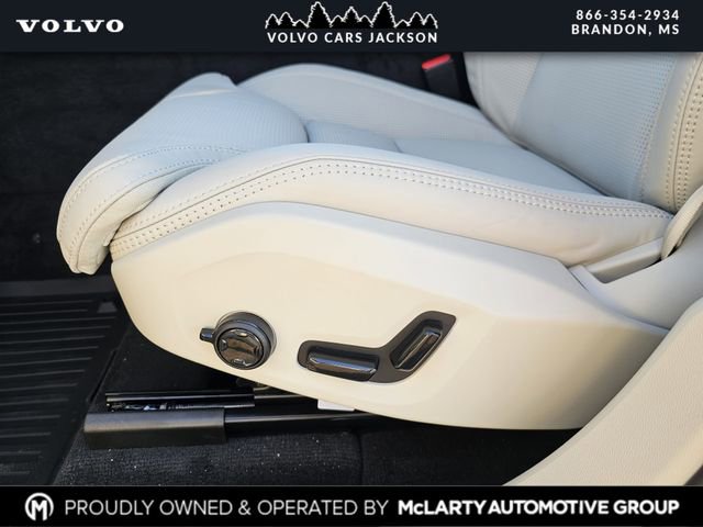 New 2026 Volvo XC60 B5 Ultra w/ Protection Package Premier image 14