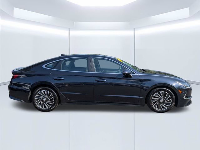 Used 2022 Hyundai Sonata Limited FWD image 3