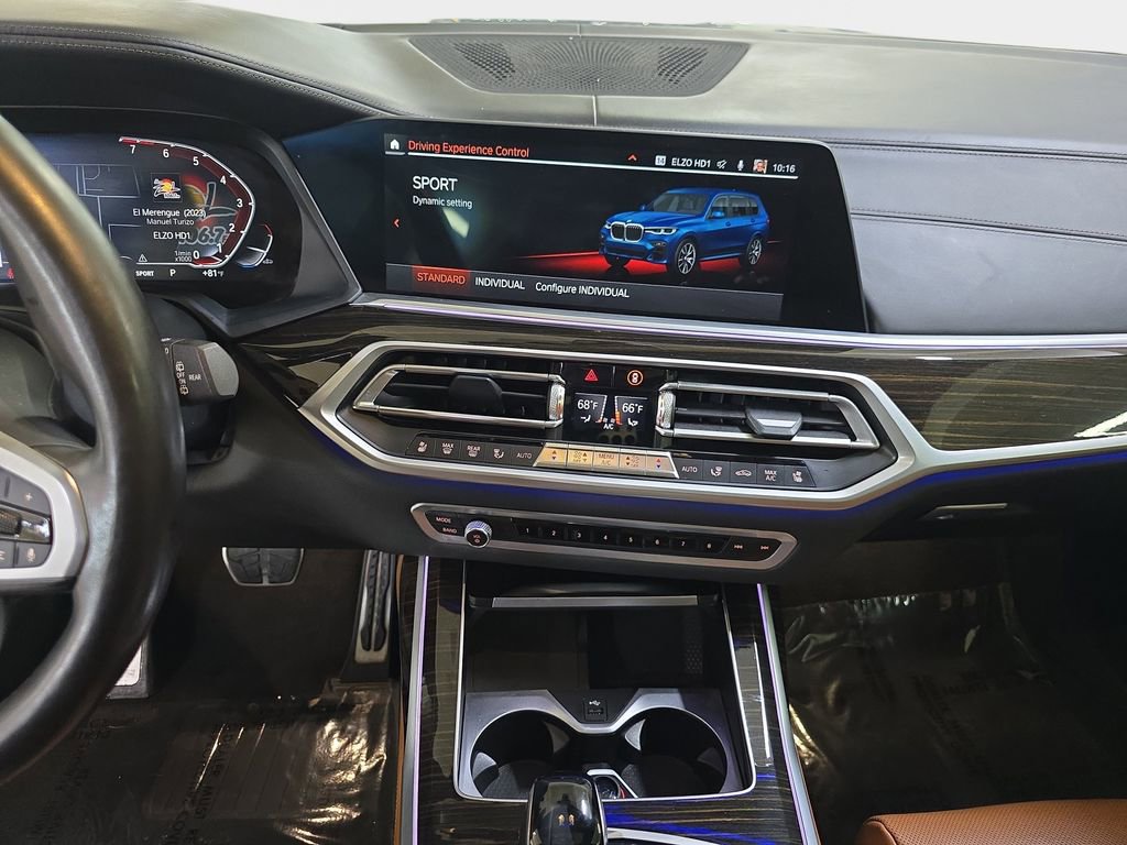 Used 2021 BMW X7 xDrive40i w/ M Sport Package AWD/4WD image 23