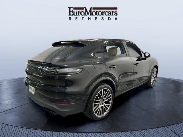 Used 2023 Porsche Cayenne S AWD/4WD image 5