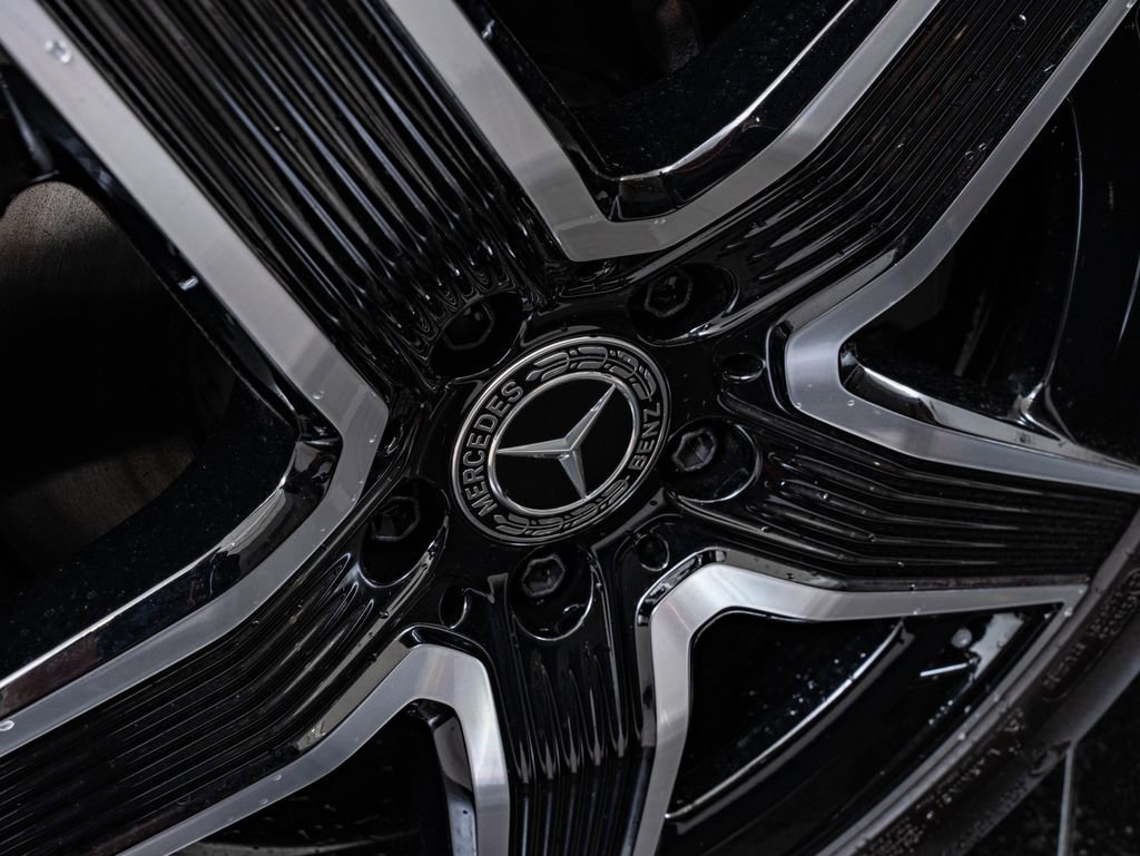 New 2026 Mercedes-Benz GLC 300 4MATIC image 8