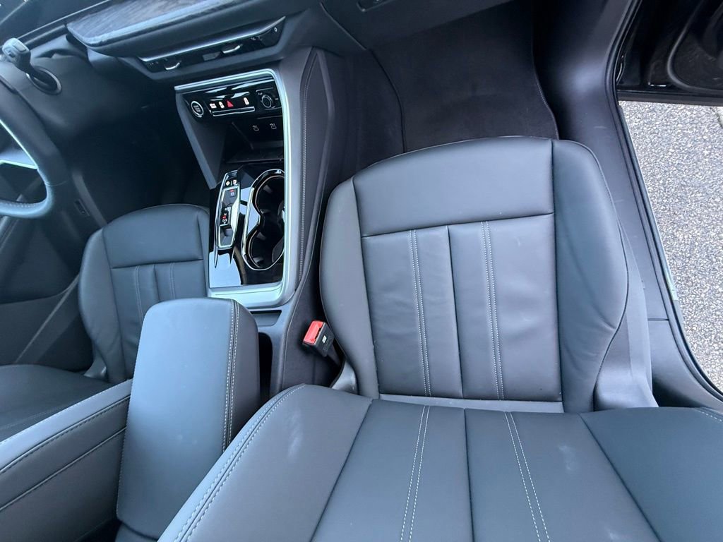 New 2025 Audi Q5 Premium w/ Convenience Package image 48