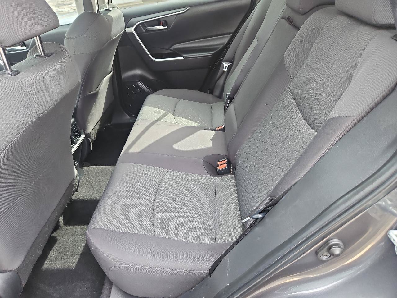 Used 2022 Toyota RAV4 XLE w/ Convenience Package AWD/4WD image 22