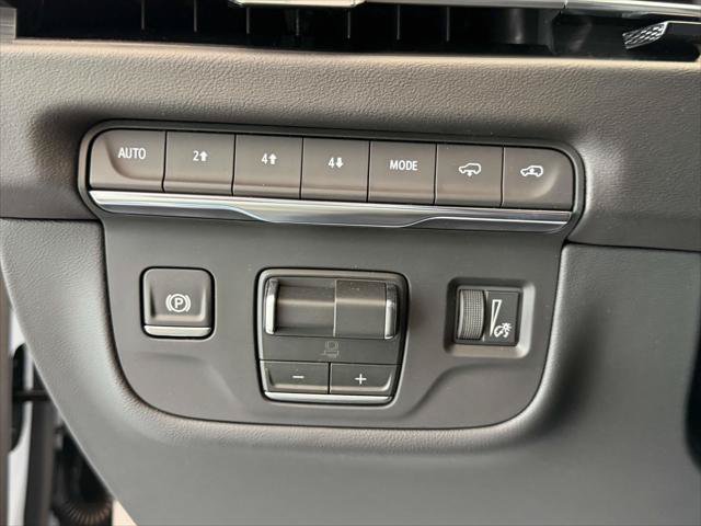 Used 2026 Cadillac Escalade Luxury w/ Touring Package AWD/4WD image 24
