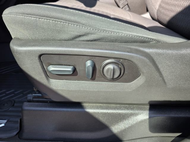 Used 2022 Chevrolet Silverado 1500 LT Trail Boss w/ Bed Protection Package image 15