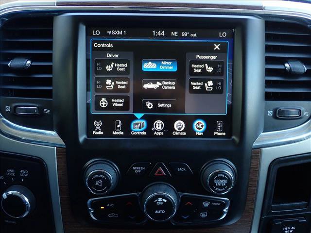 Used 2016 RAM 3500 Laramie w/ Cold Weather Group AWD/4WD image 17