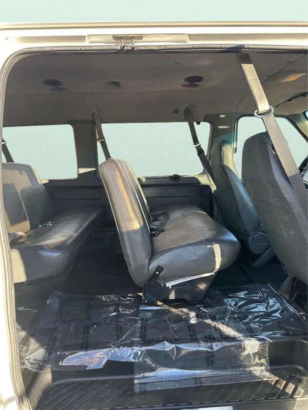 Used 1996 Ford E-350 and Econoline 350 XLT image 6