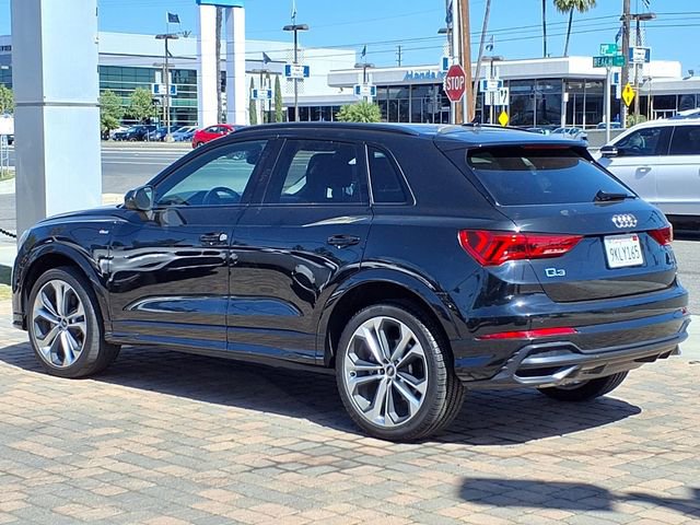 Used 2022 Audi Q3 2.0T Premium Plus w/ Premium Plus Package image 3