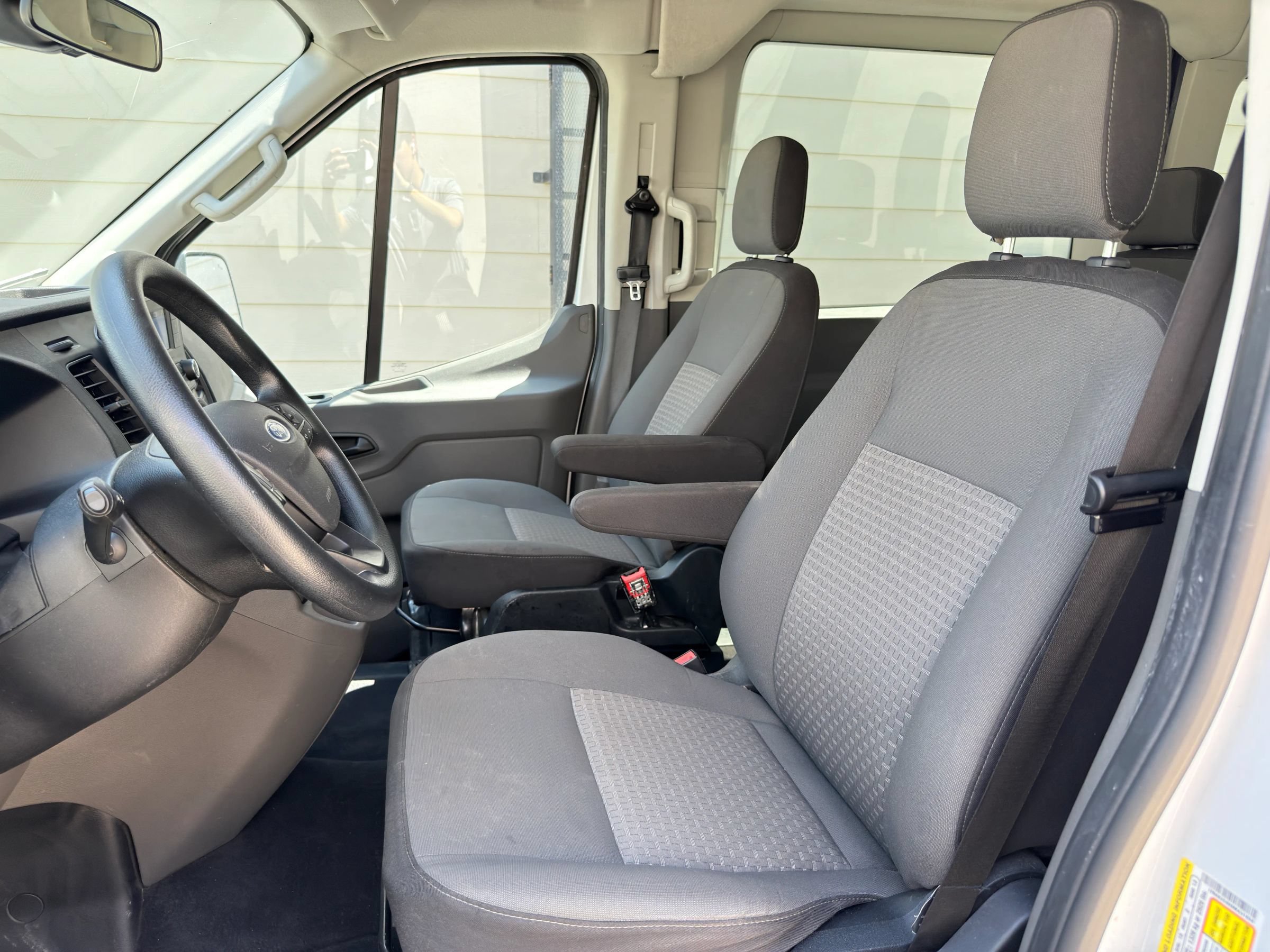 Used 2021 Ford Transit 350 XLT RWD image 16