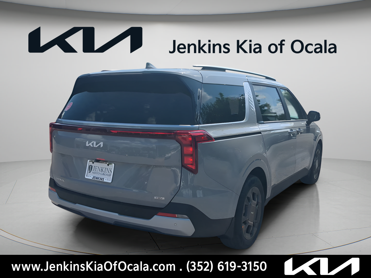 Certified 2026 Kia Carnival EX FWD image 3