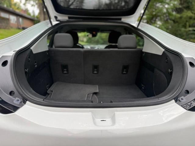 Used 2018 Chevrolet Volt LT FWD image 36
