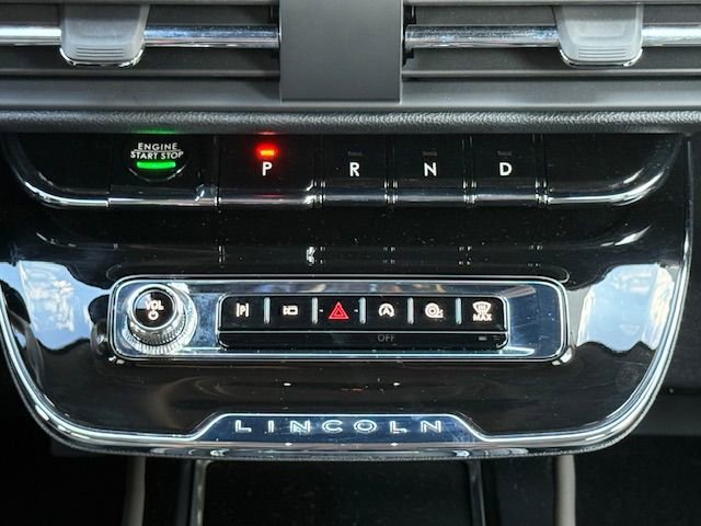 Used 2024 Lincoln Corsair AWD image 21