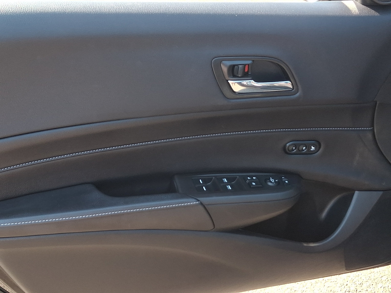 Used 2016 Acura ILX FWD image 12